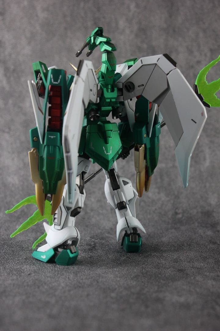 ＨＧ 1/144 アルトロンガンダム 新機動戦記ガンダムEW 改修塗装済み完成品