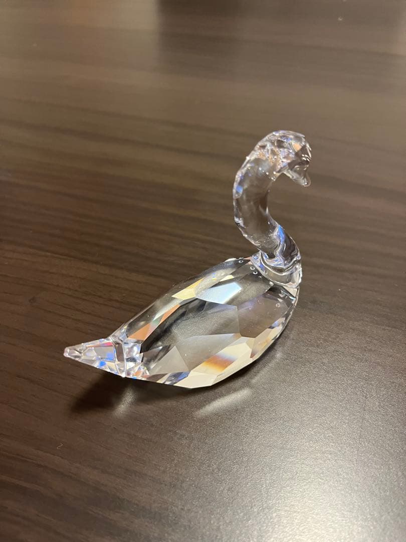 特別価格！ スワロフスキー　スワンのはばたき　クリスタル白鳥 置物ミラー台座付き