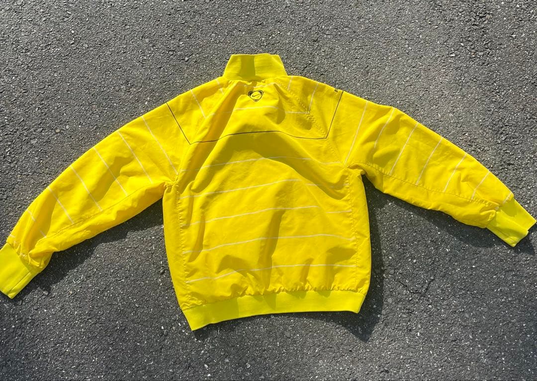 【希少】NIKE ボルシアドルトムント BVB ウインドブレーカー ジャケット