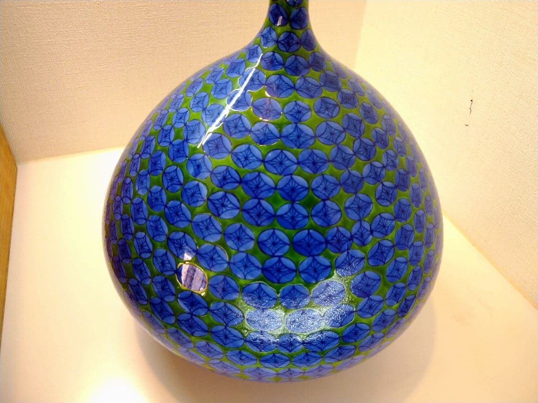 有田焼　藤井錦彩　花瓶　手描七宝文様　高28cm　送料無料　共箱しおり