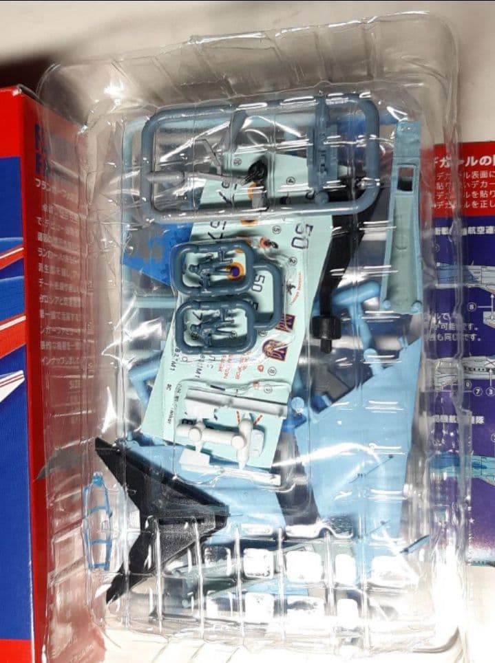 エフトイズ 　フランカーファミリー　Su-27　フランカー　空軍