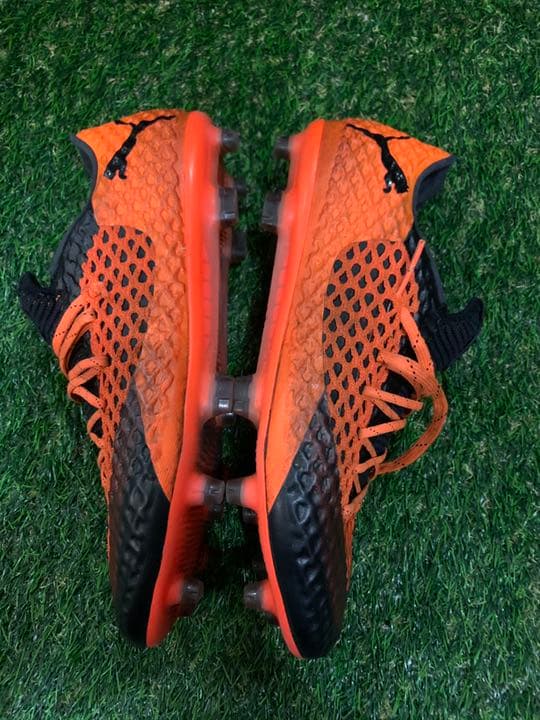 プーマ　サッカースパイク　フューチャー19.1 FG 26.5センチ