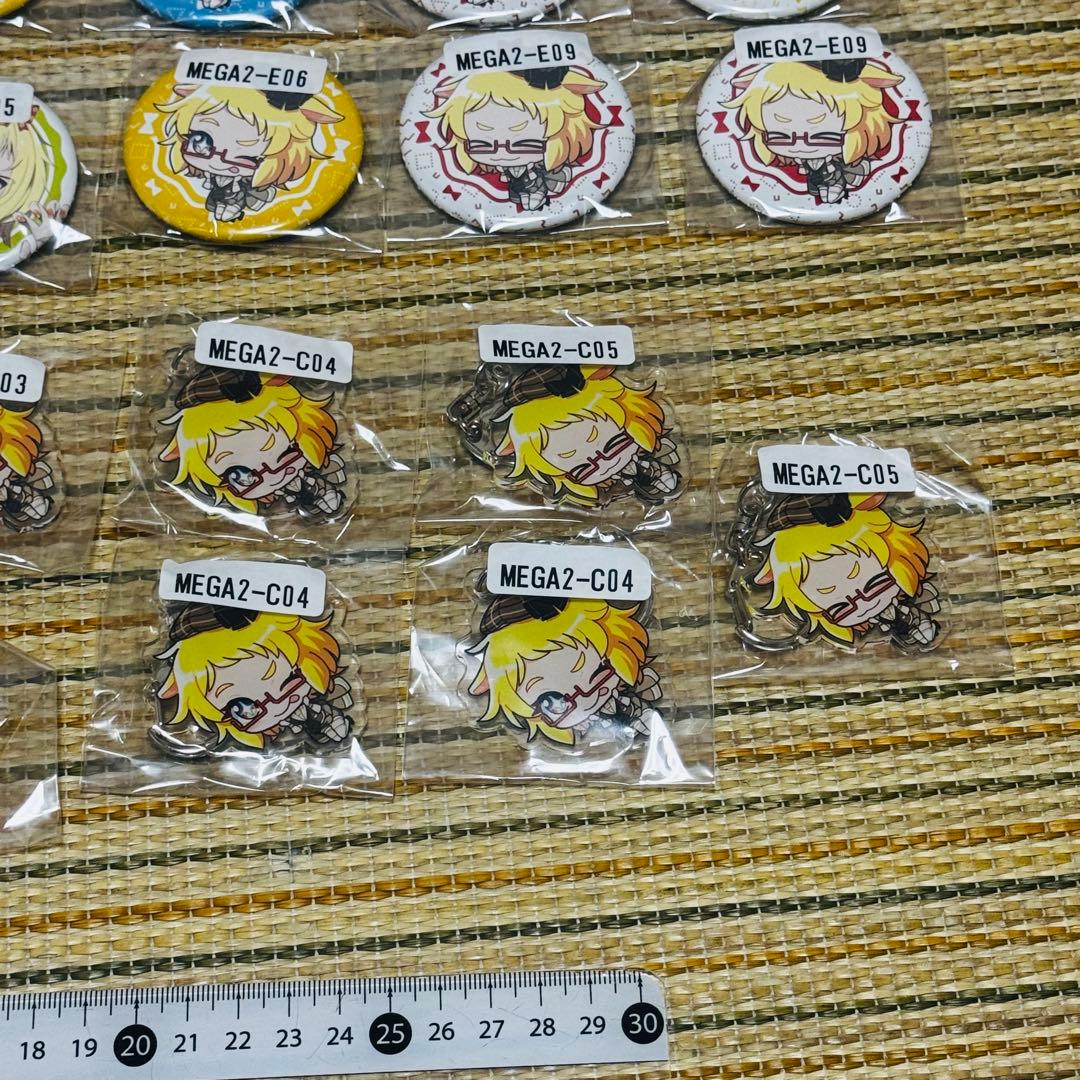 歌い手 mega ウェブポン 缶バッジ アクリルキーホルダー クリアチャーム 。