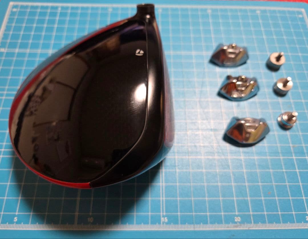 テーラーメイド STEALTH 2 ドライバーヘッド(交換ウェイト、カバー)