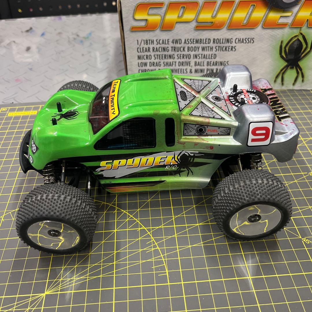 Itsy Bitsy Pro 1/18 京商　ラジコン　スパイダー　トリニティ