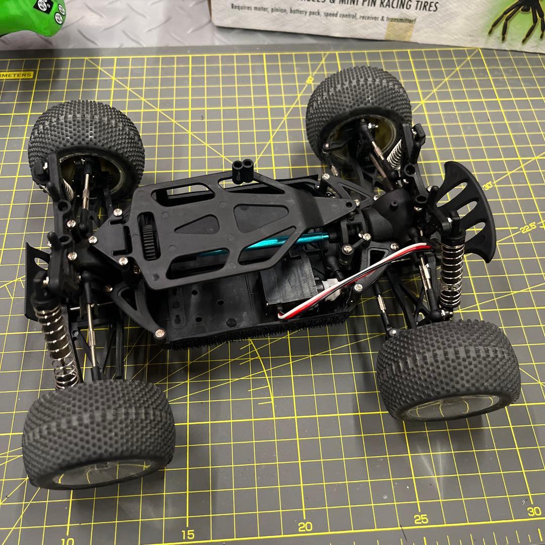 Itsy Bitsy Pro 1/18 京商　ラジコン　スパイダー　トリニティ