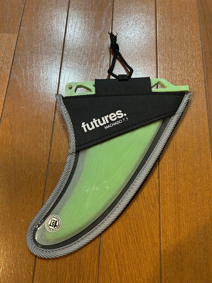 futures. MACHADO 7.5 シングルフィン