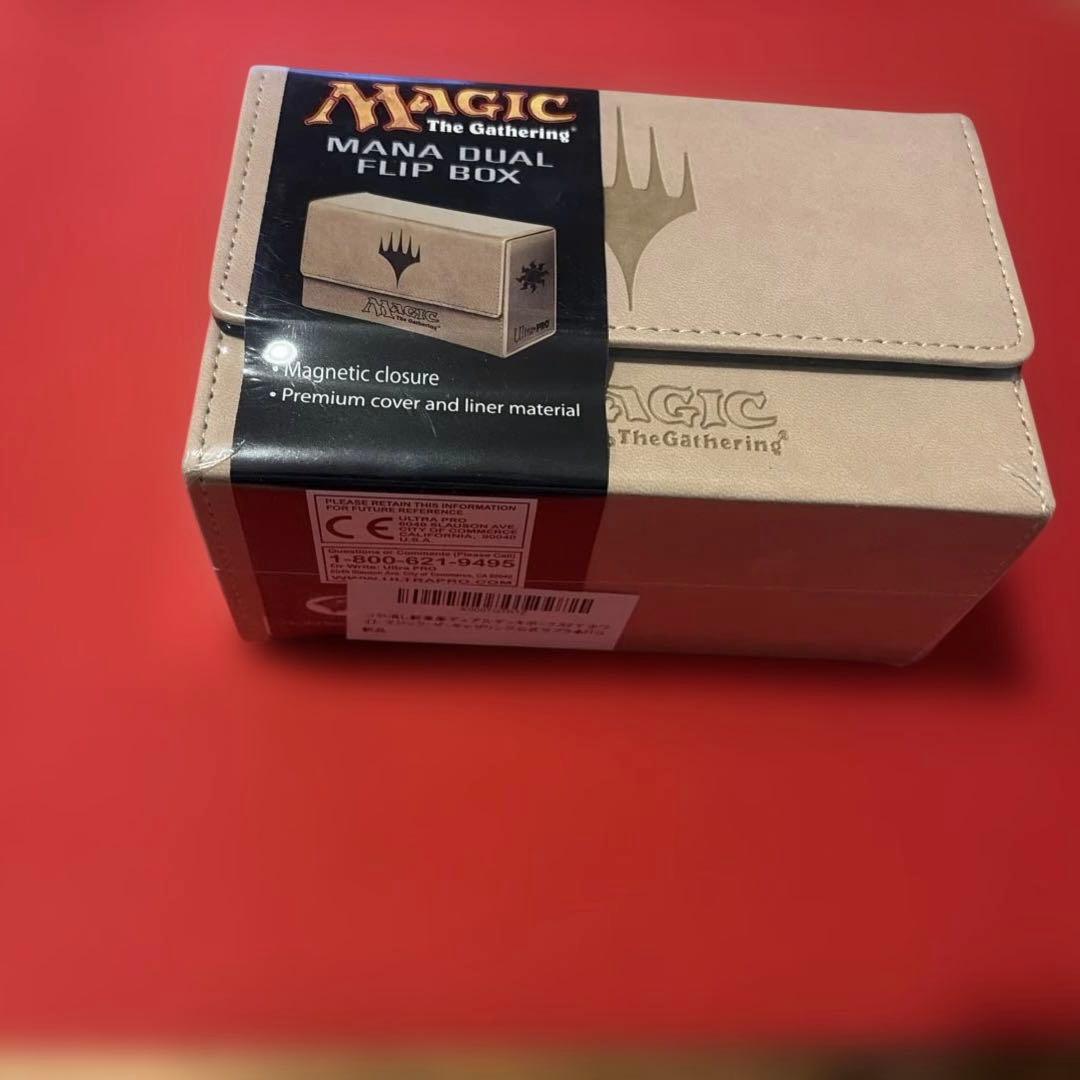 新品未開封　公式マジック・ザ・ギャザリング　デュアルデッキ収納BOX