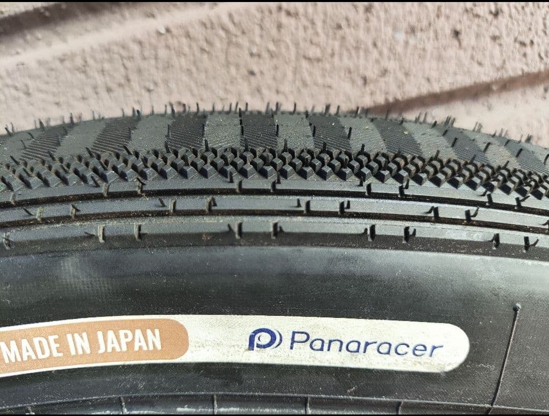 グラベルキングSS 700×45c 2本セット