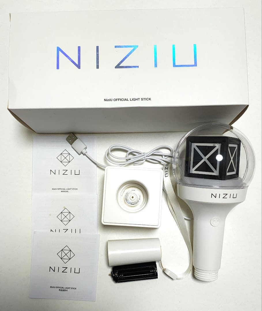 NiziU 公式ペンライト　アプグレ特典 バスタオル等　リマ　セット販売