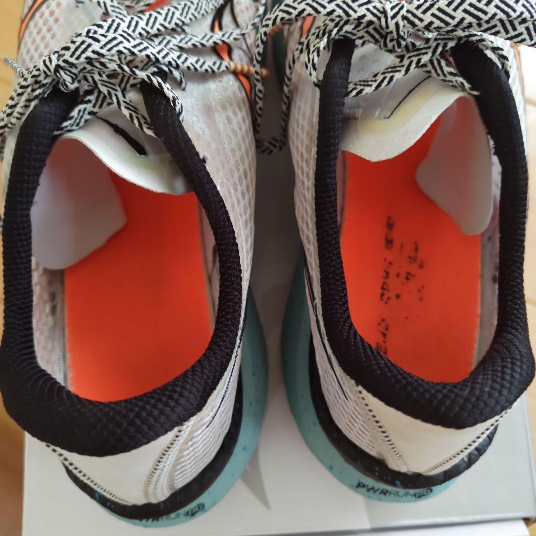 スパイク・シューズ Saucony Endorphin Pro3 25.5cm