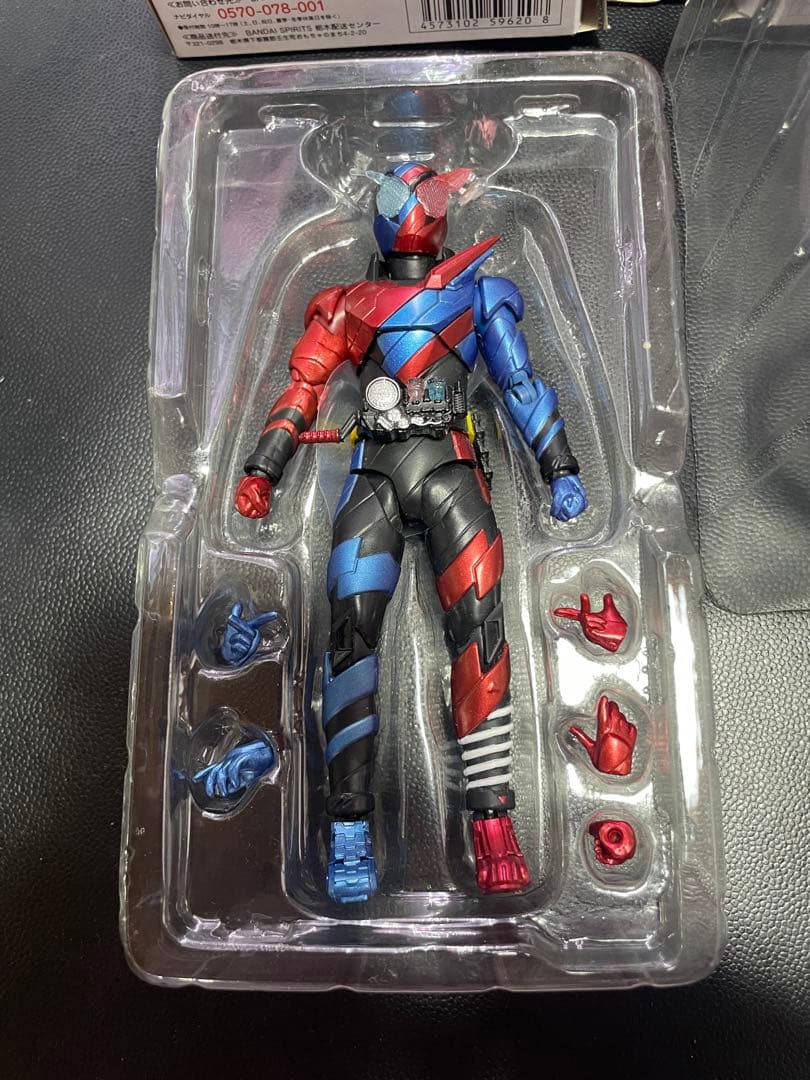 仮面ライダービルド s.h.figuarts マシンビルダー