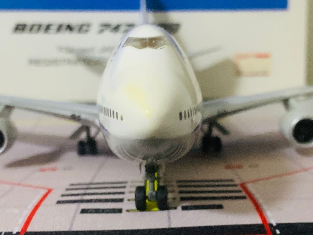 全日空商事公式モデルＢ７４７－４００ｙｏｋｏｓｏ塗装機プラスティック樹脂製モデル