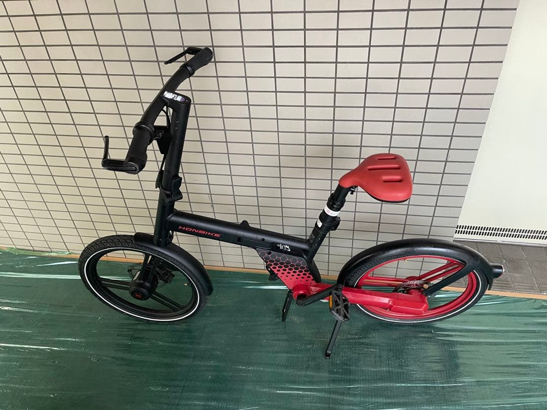 【HONBIKE】チェーンレス折り畳み電動アシスト自転車 ブラック/レッド