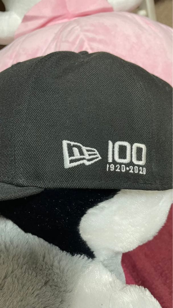 限定コラボ 100周年記念ロゴ キャップ 黒×白 読売　ジャイアンツ　巨人