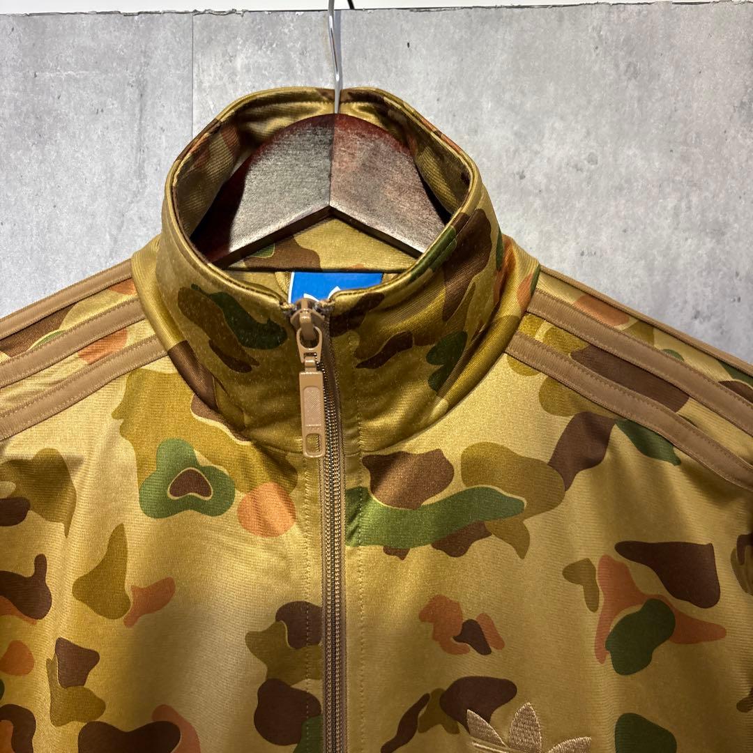 【美品】アディダスadidas originals トラックジャケット迷彩