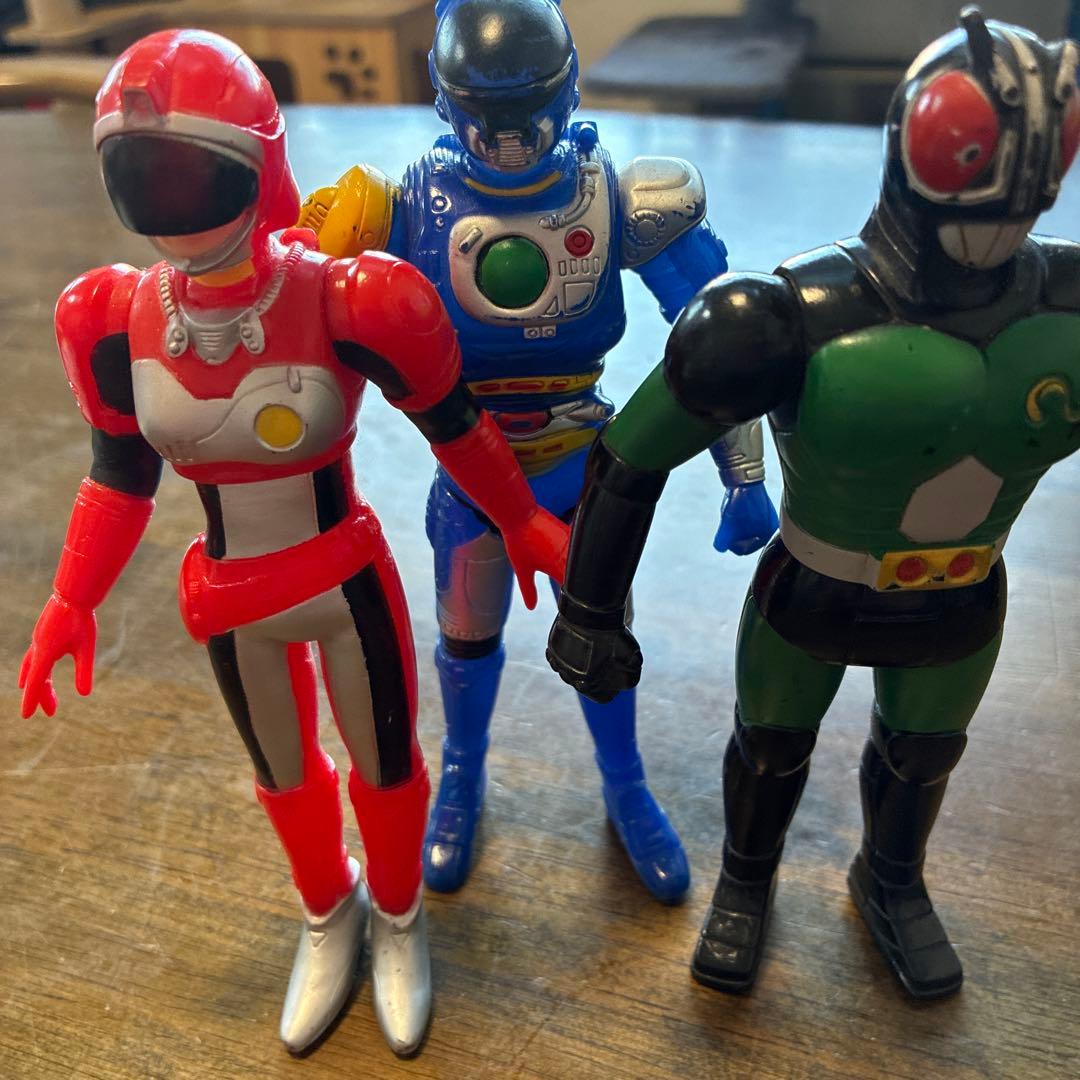 パワーレンジャー・仮面ライダー フィギュアセット 恐竜