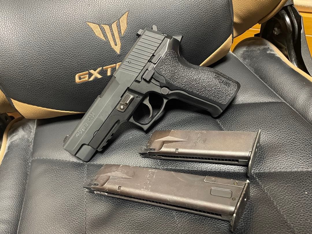 SIG P226 E2 ガスブローバックエアガン