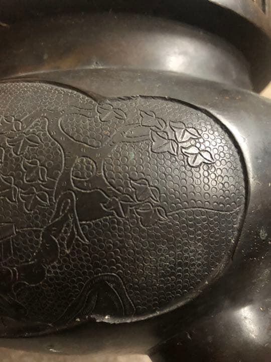 巨大な古銅製香炉  人物彫刻 3.7kg