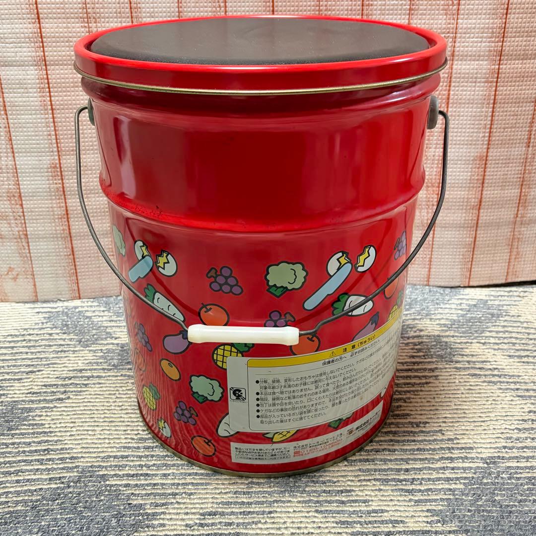 サンリオ　ハローキティ　ペール缶スツール