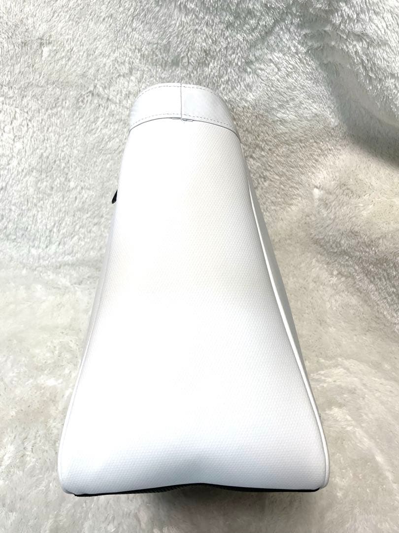 『新品』 TaylorMade ゴルフバッグ ホワイト ボストンバッグ