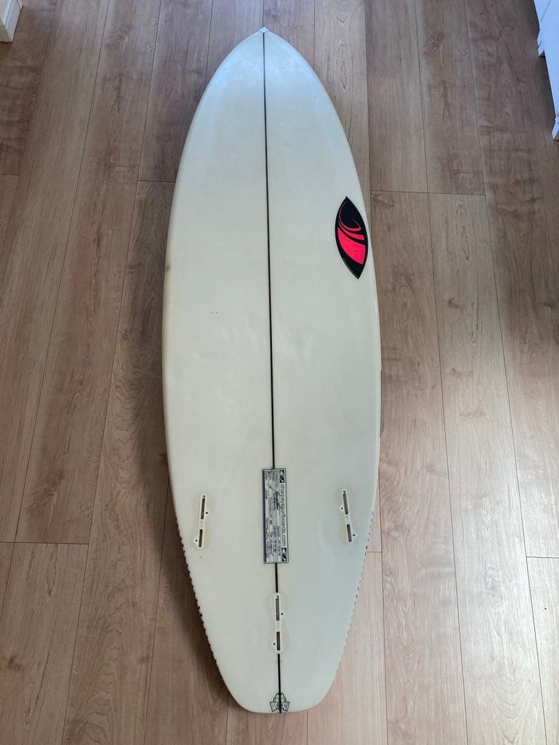 シャープアイサーフボード5'9ハーフ