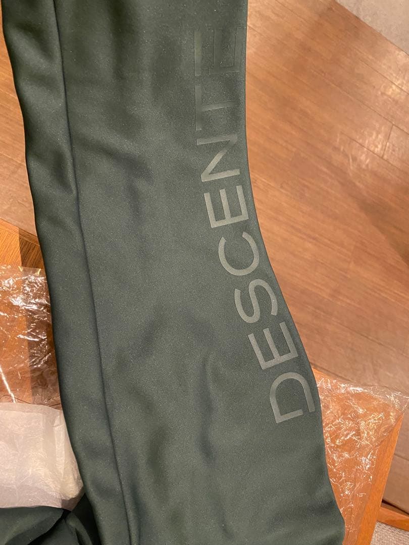 DESCENTE GOLF フルジップダウンジャケット