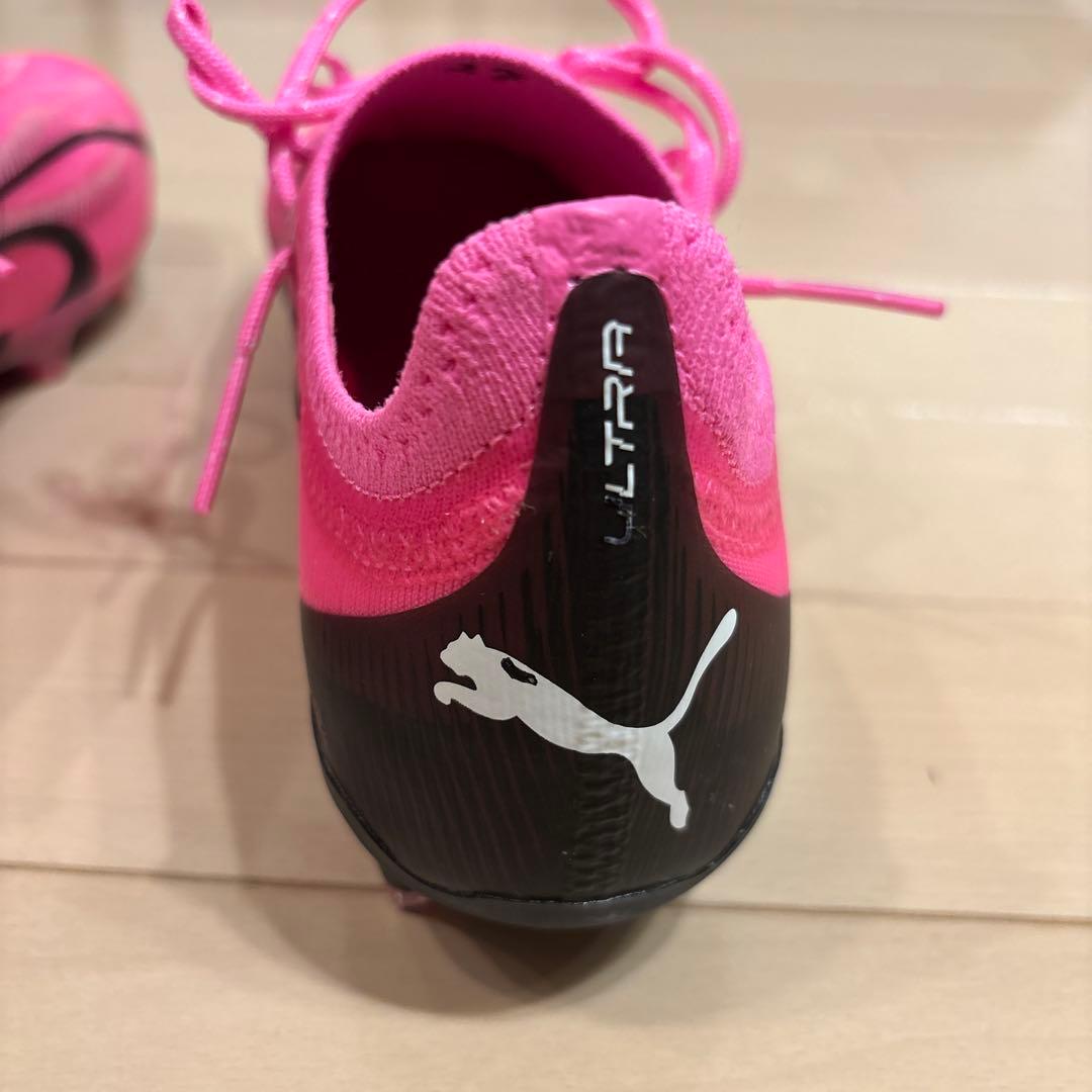 PUMAウルトラ 26cm サッカースパイク ピンク