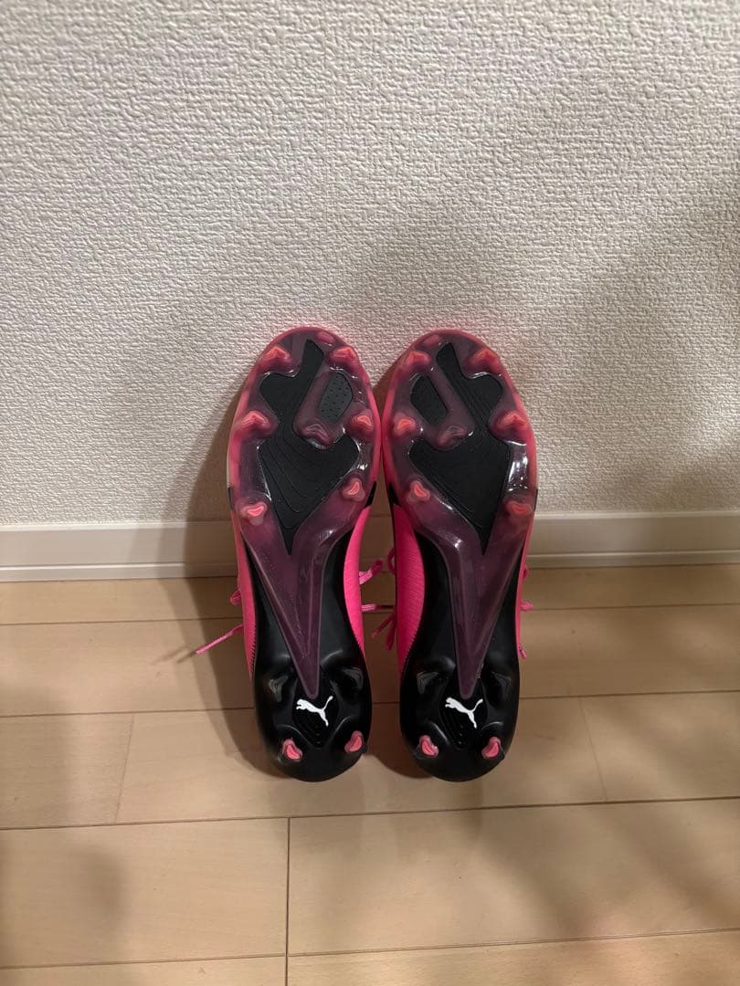 PUMAウルトラ 26cm サッカースパイク ピンク