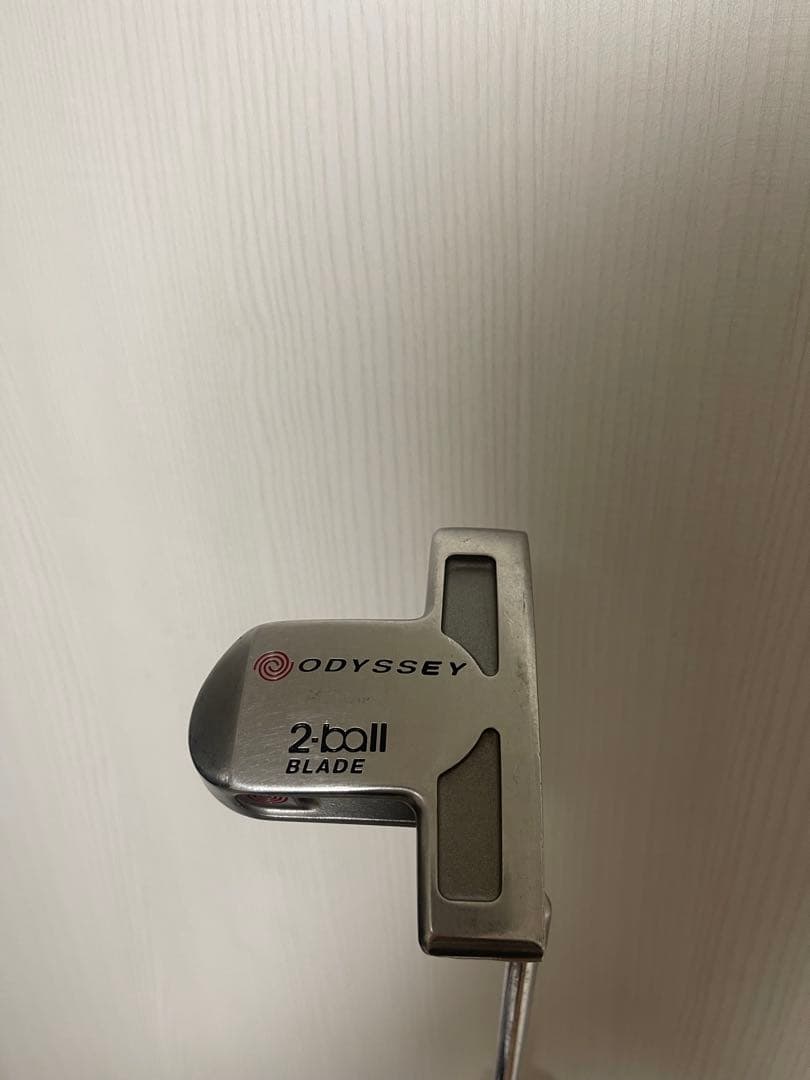 ODYSSEY 2-ball BLADE パター