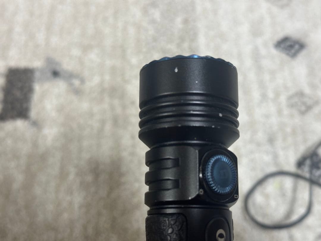 ライト・ランタン Olight seeker3 pro