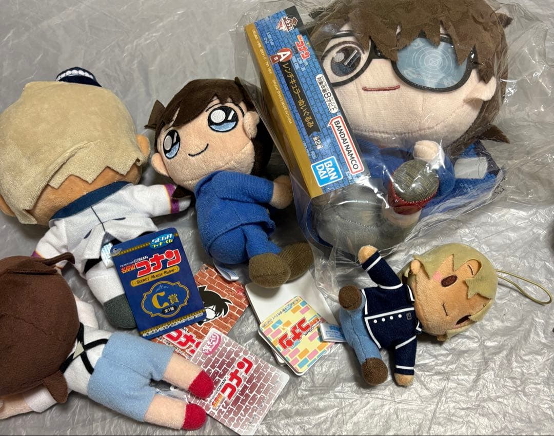 名探偵コナン ぬいぐるみ まとめ 寝そべり 安室 新一 伊達航 キッド