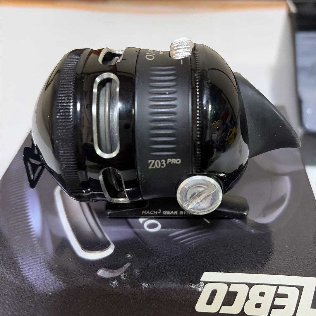 Zebco Omega Pro Z03 スピンキャストリール