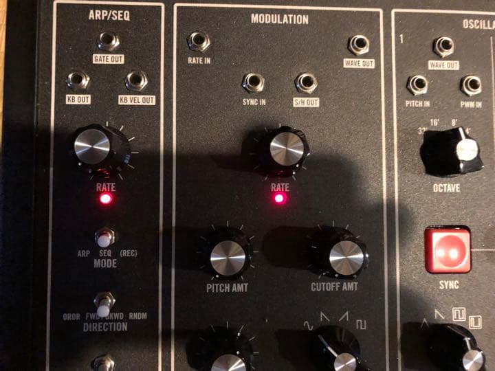 Moog grandmother Dark  モーグ シンセ