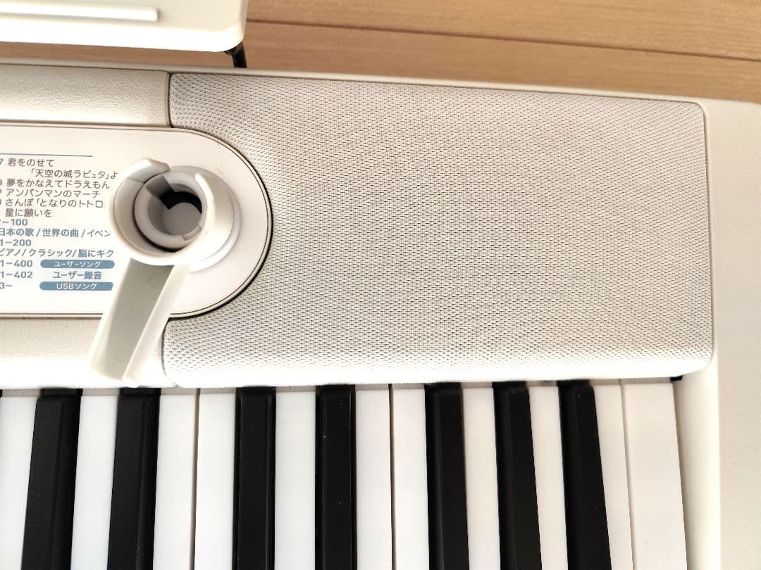美品　CASIO LK-520 電子キーボード 光ナビゲーション