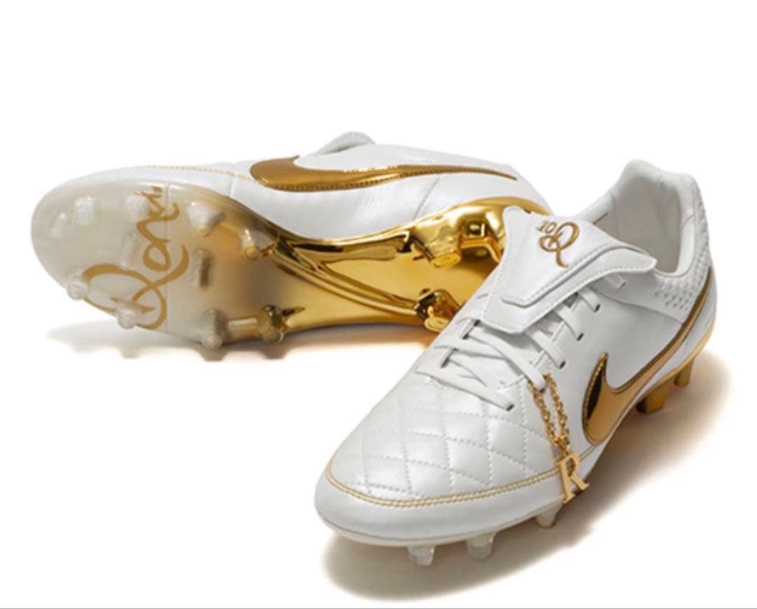 Ronaldinho × Nike Tiempo Legend 27.0cm