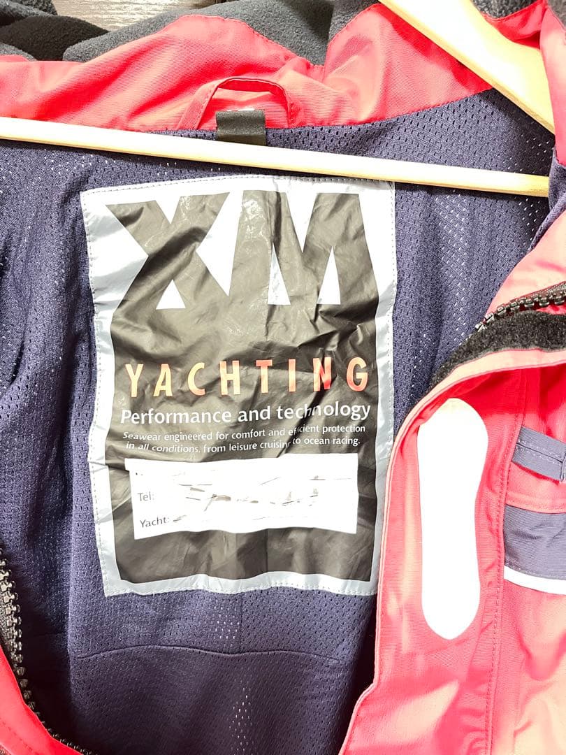 XM Yachting 防水ジャケット と　パンツ　レッド　信頼の本場イギリス製