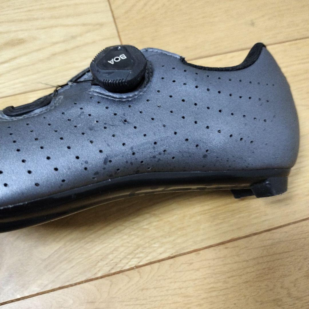 ウェア Fizik TEMPO OVERCURVE R5 26.7 cm EU41.5