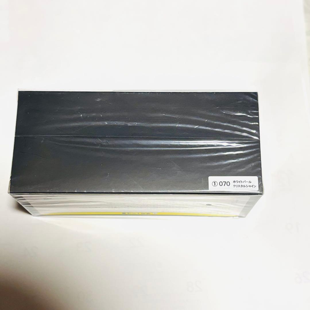 トヨタ ヤリス 1/30 ミニカー ホワイトパール 新品 未開封