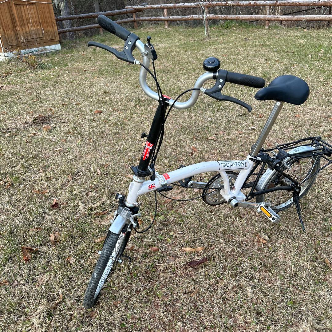 ブロンプトンBrompton折りたたみ自転車　ホワイト　BS6102 PART