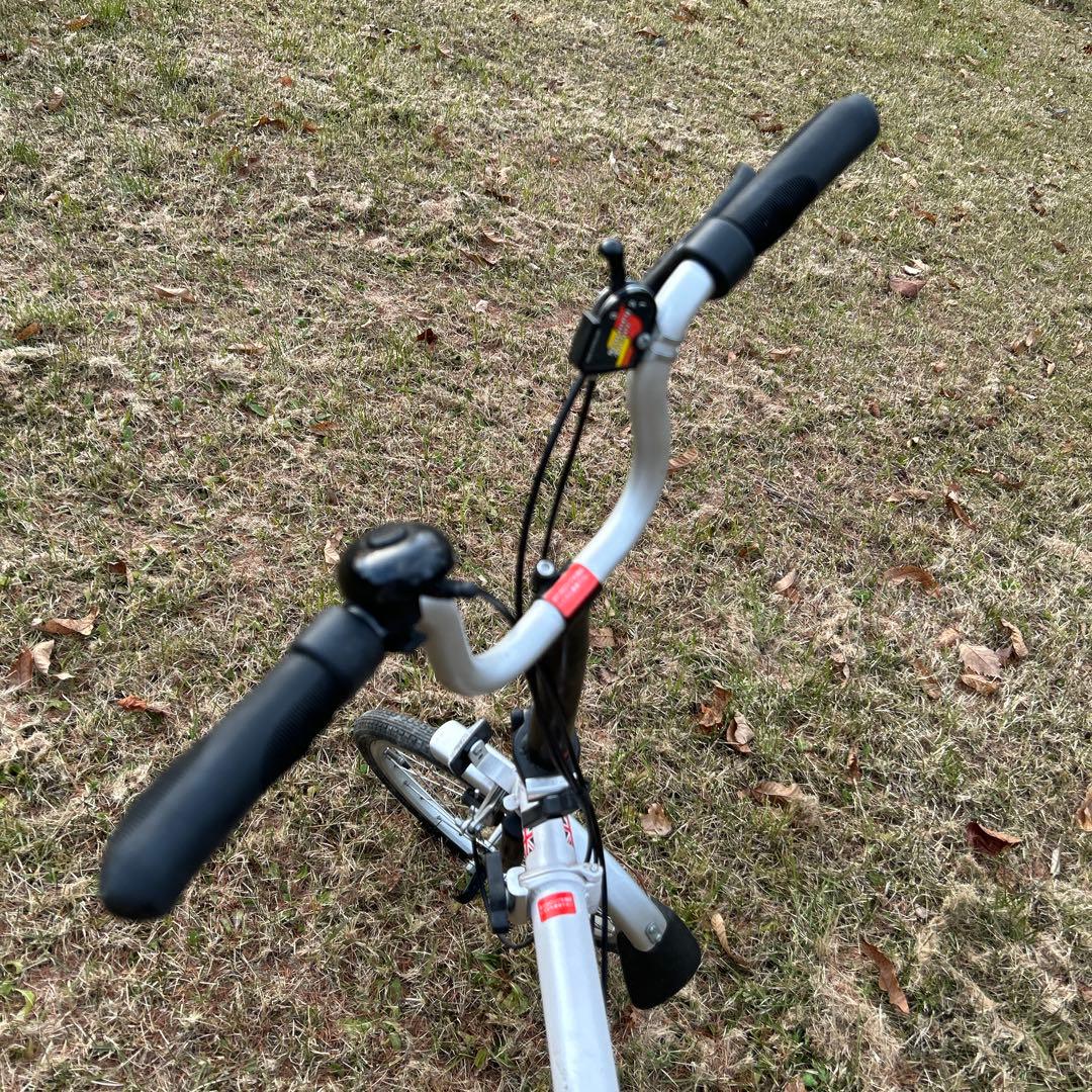 ブロンプトンBrompton折りたたみ自転車　ホワイト　BS6102 PART