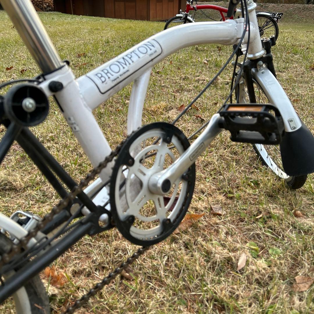 ブロンプトンBrompton折りたたみ自転車　ホワイト　BS6102 PART