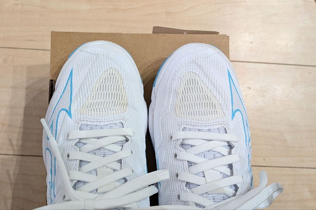 MIZUNO　ウエーブライトニング エリート(バレーボール)23.0cm
