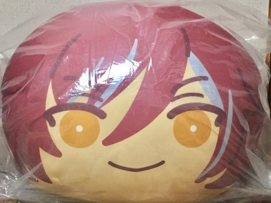 【逆先夏目】あんスタ おまんじゅう コスマス 缶バッジ 紙類 まとめ