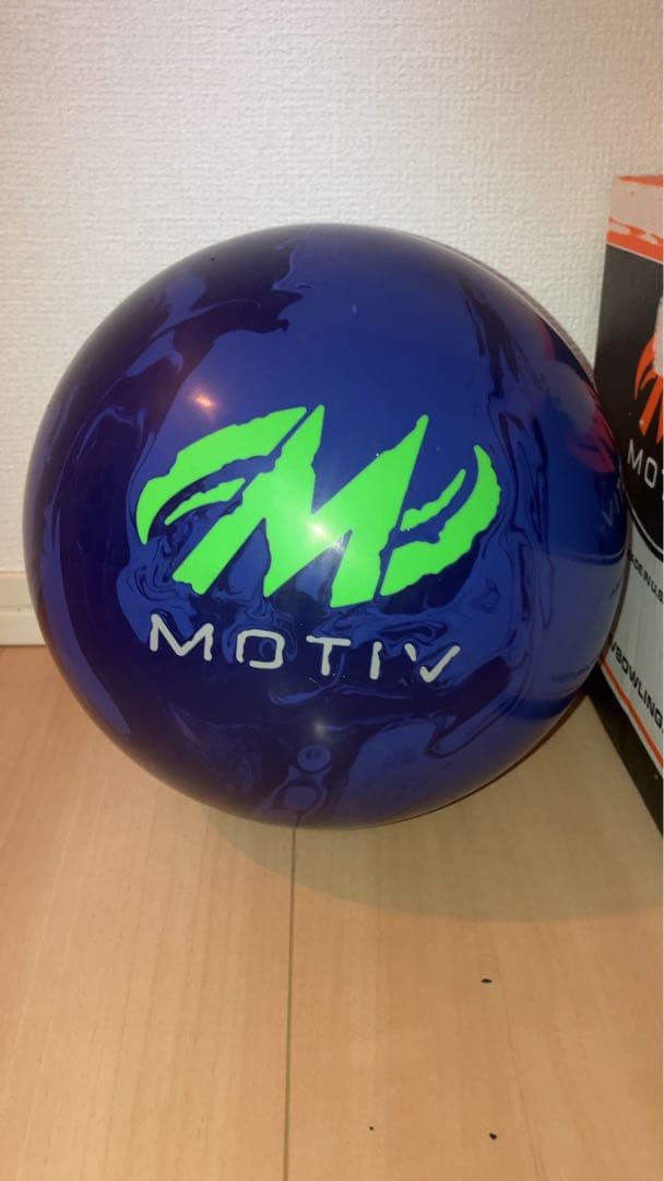 投球少ない美品motiv プライマルショック　15Pボウリングボール　モーティブ
