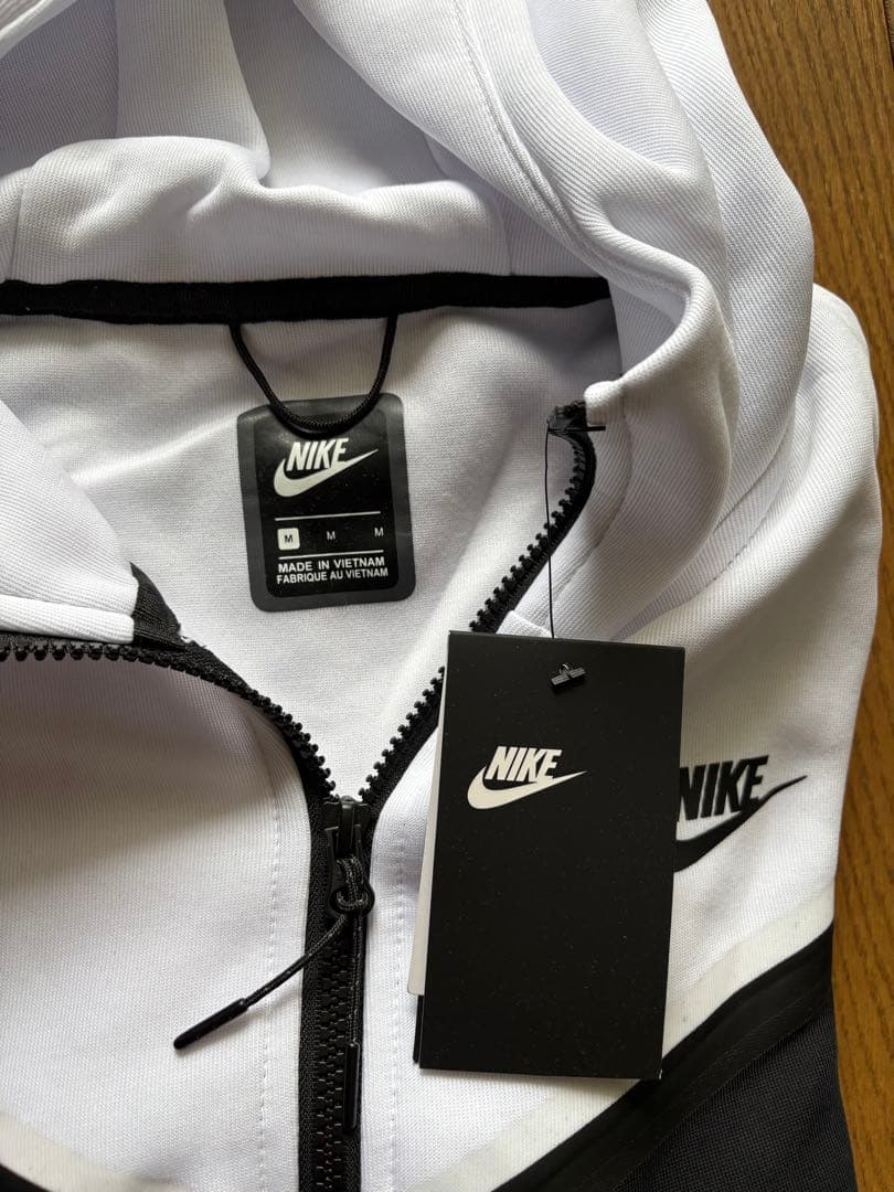 NIKE テックフリース　スウェットセットアップ