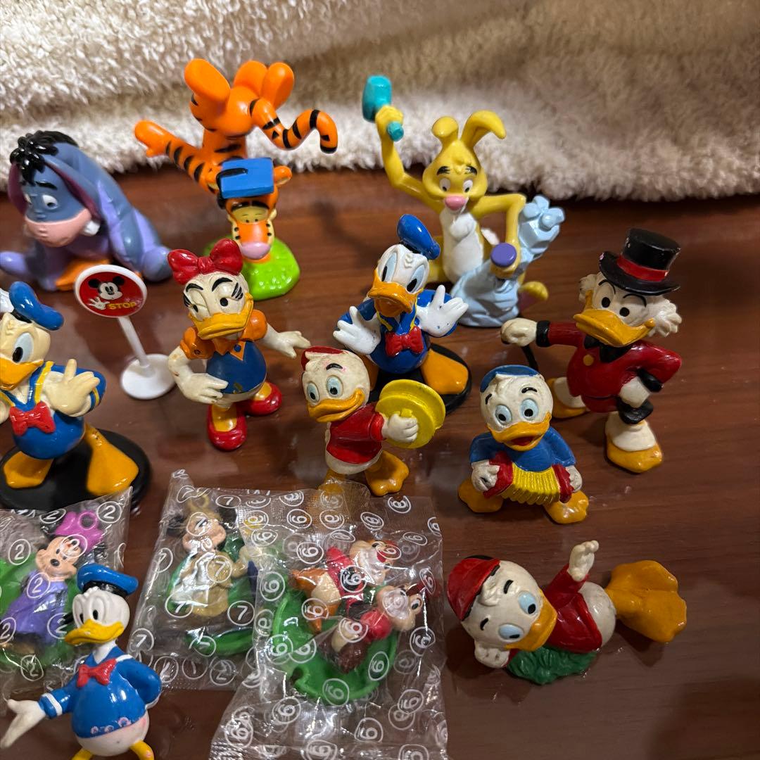 ディズニーフィギュアセット 26体