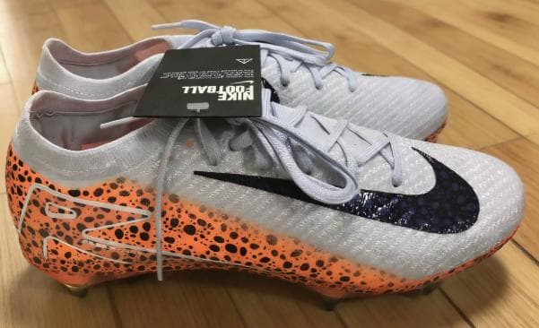 ナイキ アサシン16 ミッドカット チーター柄 サッカースパイク