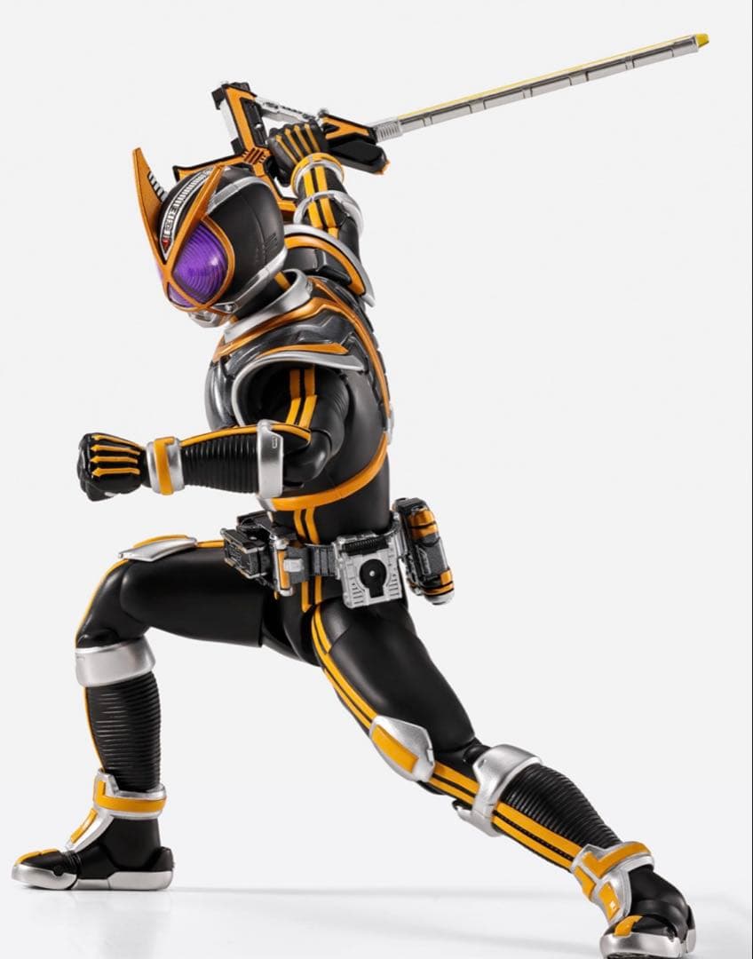 真骨彫製法　s.h.figuarts 仮面ライダーカイザ