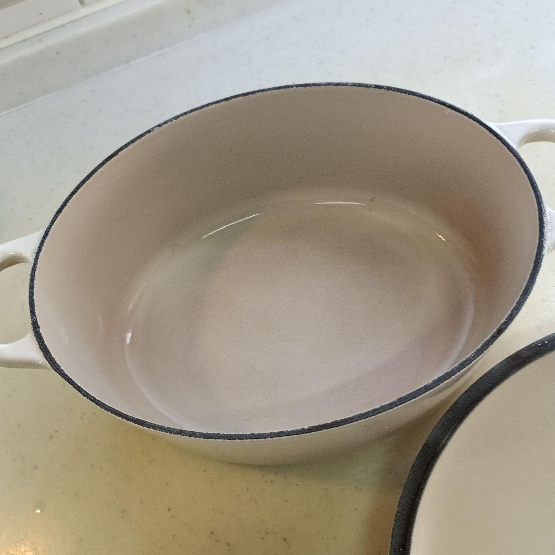 LE CREUSET ココットオーバル25cm 両手鍋 ホワイトベージュ